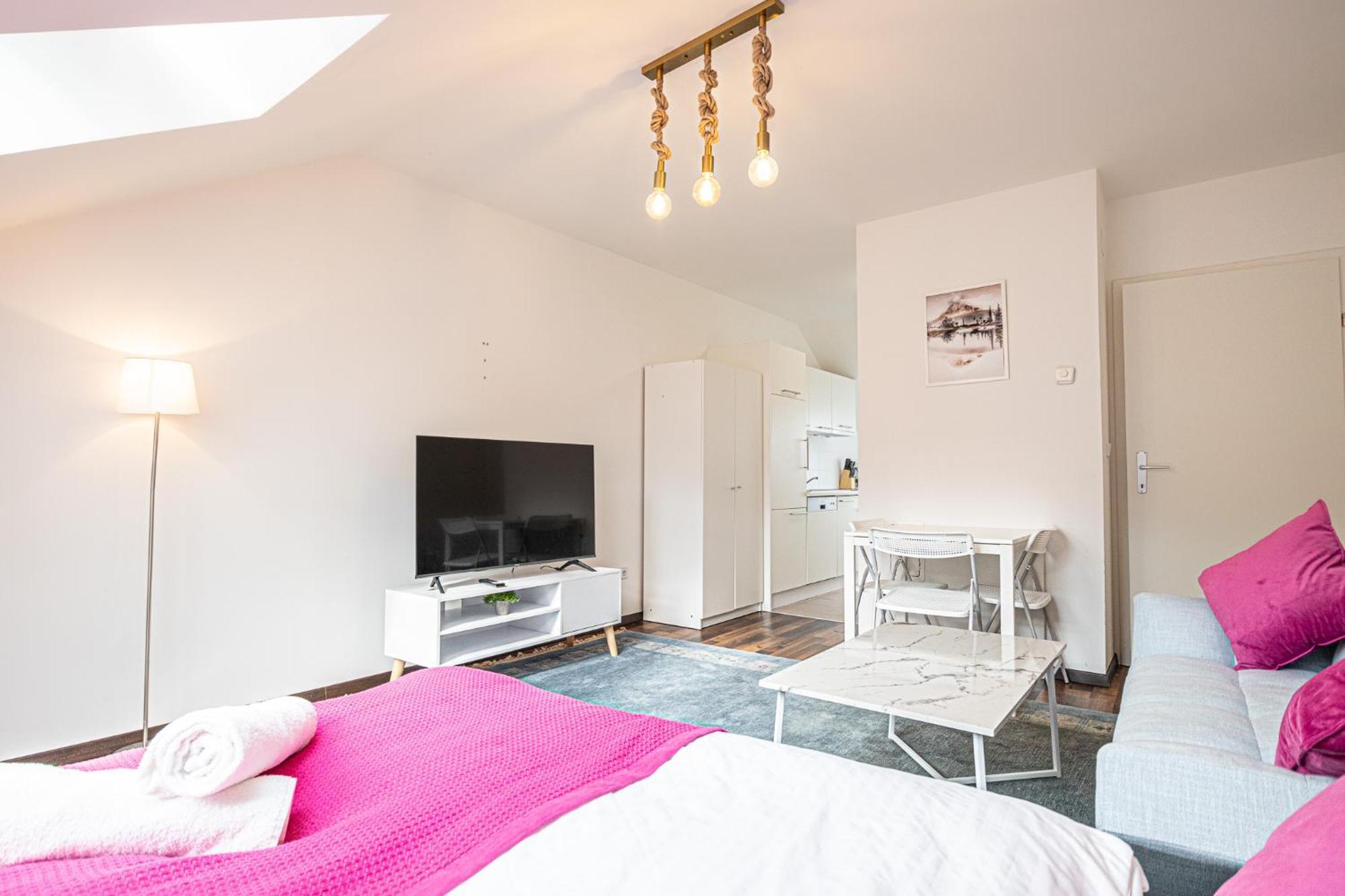 Airy Attic Apt.: Stylish Studio At Penzing Area Βιέννη Εξωτερικό φωτογραφία