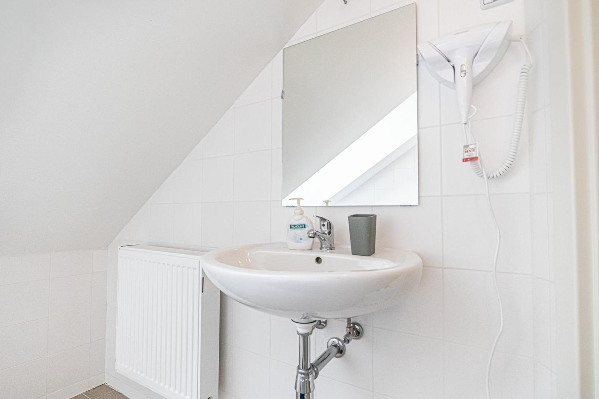 Airy Attic Apt.: Stylish Studio At Penzing Area Βιέννη Εξωτερικό φωτογραφία